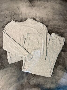 Yogalicious lounge set